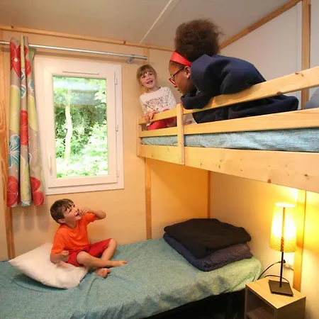 Camping Le Val De Trie Béhen Buitenkant foto