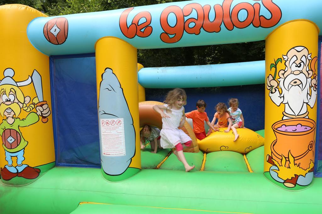 Camping Le Val De Trie 4*